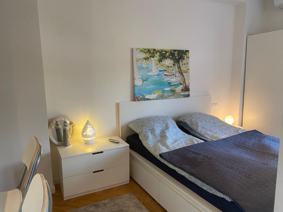 Blue Port Apartment In Ujlipotvaros With Free Parking Budapest Bagian luar foto