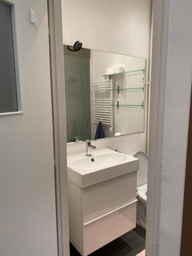 Blue Port Apartment In Ujlipotvaros With Free Parking Budapest Bagian luar foto